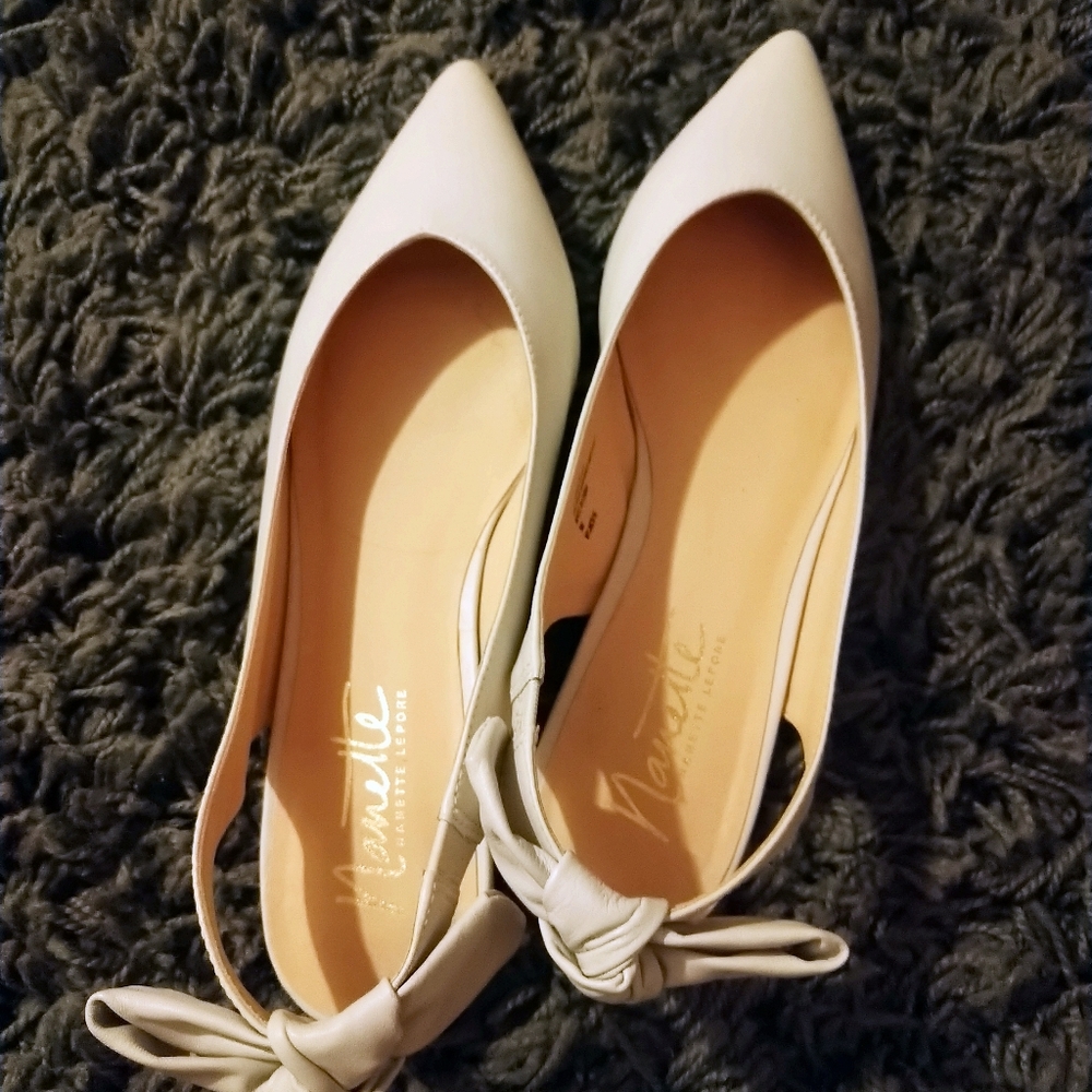 Nude Ballet Flats With Bow Women’s Size 9